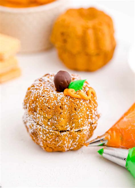 Mini Pumpkin Bundt Cakes My Air Fryer Kitchen