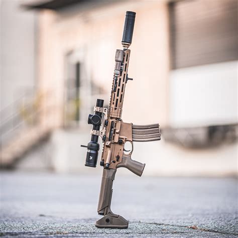 RECC·E™ CARBINE STOCK for SR-15 / M4 / AR-15 - Reptilia