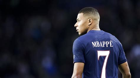 Nächste Eskalationsstufe Kündigt sich Mbappé bei PSG raus Fußball