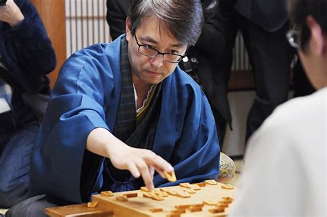 ついに訪れた「羽生善治九段」。なぜ彼の存在は将棋の枠を超えるか。 将棋 Number Web ナンバー