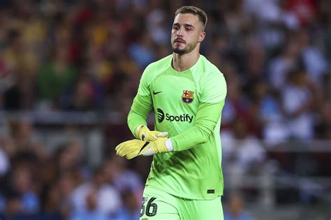 Barcelona Atletic To Be Without Starting Goalkeeper For Return Leg