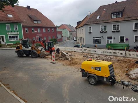 Neugestaltung Des Moosbacher Marktplatzes Ist In Vollem Gange Onetz