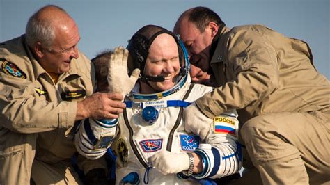 ISS Crew Returns Safely to Earth