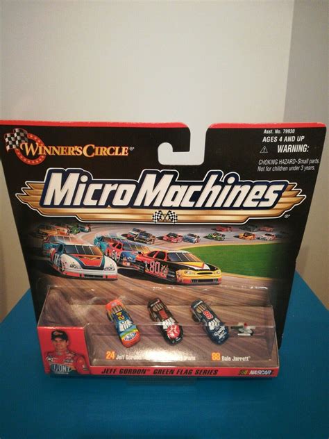 Micro Machines Jeff Gordon Green Flag Series Winners Circle 3 Car Set