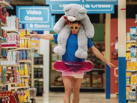 Peter Dinklage Was Perfect Partner For Channing Tatum Roofman Nude Scene Filmonger