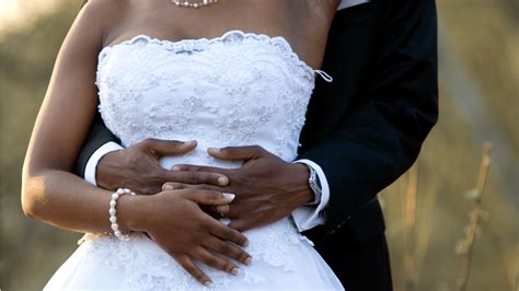 14 Reasons You Shouldn’t Marry Young | MadameNoire