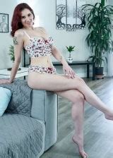 Big Tit MILF Lilian Stone Boobie Blog