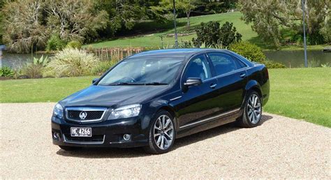 Holden Statesman Caprice V8 - Byron Bay Luxury Transfers