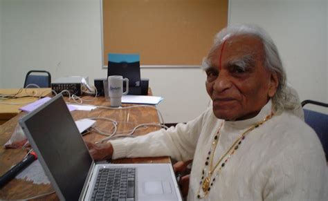 A To Z World Stars Pictures Bks Iyengar Treats 2011padma Shri In 1991