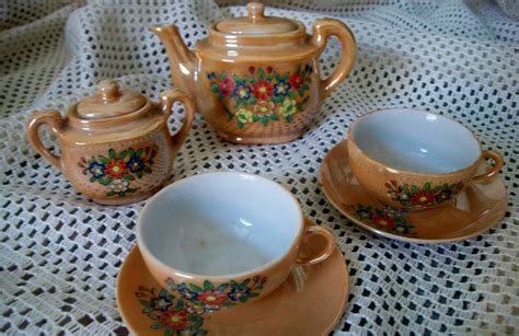 Occupied Japan Childs Tea Set 8 Pieces Pristine Lusterware Kids