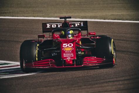 フェラーリ育成ドライバーのベアマンがf1初テスト。fp1出場に備え、sf21で走行（2023年10月12日）｜biglobeニュース