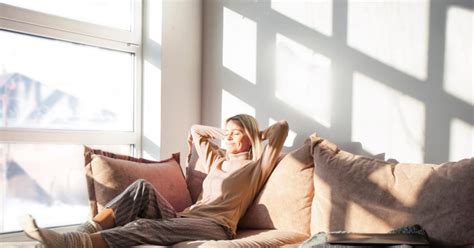 habits    peaceful  relaxing home