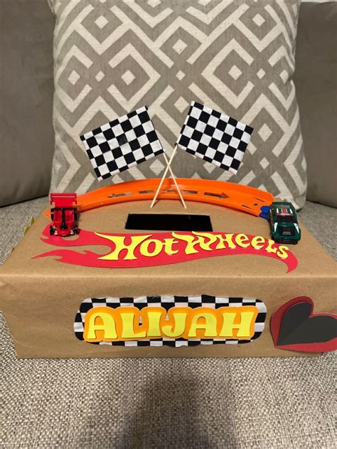 Hot Wheels Valentines Box Regalos Creativos Regalos Bonitos Regalos