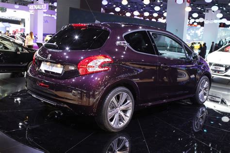 Peugeot 208 Xy Purple Night Salon De Paris 2012 2 005 Photos