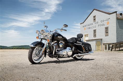 Motorrad Vergleich Harley Davidson Road King Classic Flhrc Vs