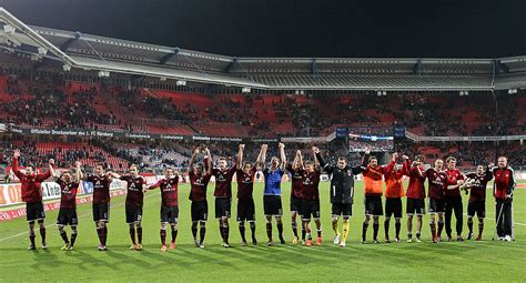 1 Fc Nürnberg Club Belohnt Sich Mit Deutlichem Sieg