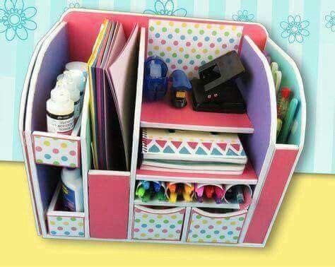 Pin By Dayana Alpiza On Manualidades Desk Organization Diy Desk