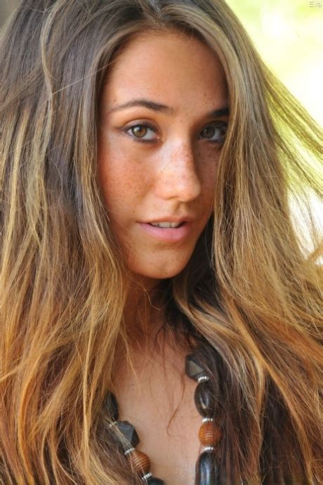 All Natural Amateur Babe Eva Flashes Her Boobs And Big Ass In Public CoedCherry