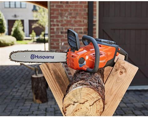 Best Husqvarna Chainsaw Reviews 2019