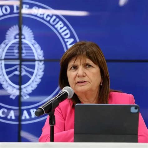 Marcha Atr S Bullrich Public Que La Cgt Pidi Autorizaci N Para Un