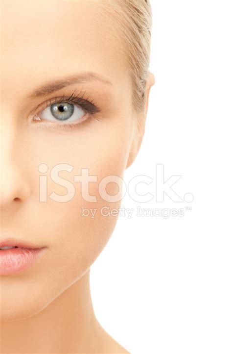 LA Moitié DE Visage DE Belle Femme Stock Photos FreeImages