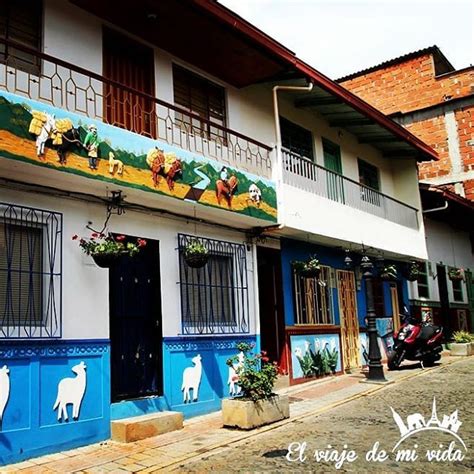 Guatapé uno de los pueblos más encantadores y coloridos que pude