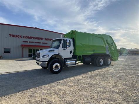 2016 Freightliner M2 106 For Sale Rear Loader Hb9261