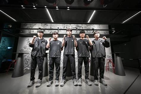 Lck 브리핑 Kt 롤스터 세트 연승 대기록 보인다종전기록 3승 남았다