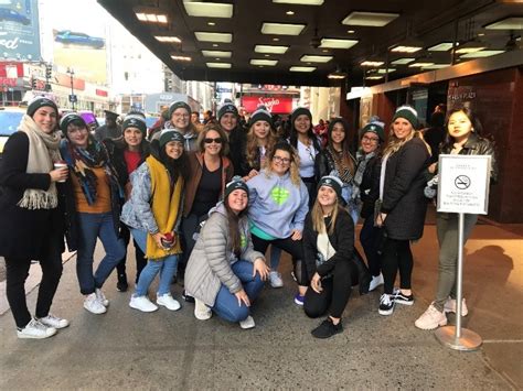 Aupaircare Au Pairs Volunteer At The 2019 Nyc Marathon