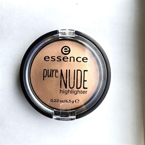 Essence Makeup Essence Pure Nude Highlighter Subtle Be My Highlight