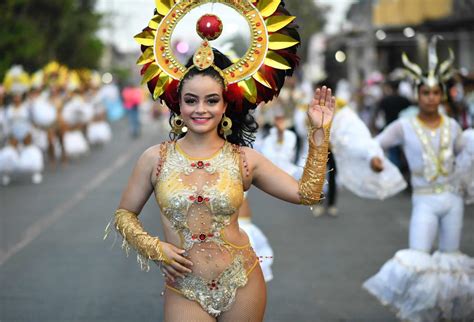 Prevén más de 1 millón 200 mil visitantes para el Carnaval de Veracruz 2024