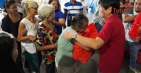 Pipirmahan Ni Pangulong Marcos Ang Cash Incentives Ng Seniors Na Edad