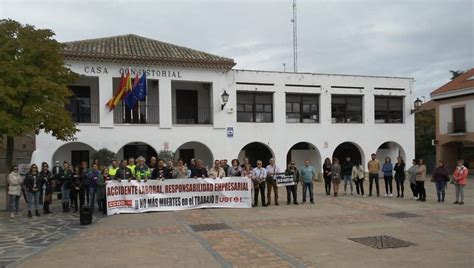 CCOO Y UGT Se Concentran Por La Muerte En Accidente Laboral De Un