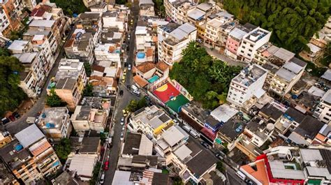 Rio Projeto Valoriza Morro Dos Prazeres Por Meio Da Arte Urbana