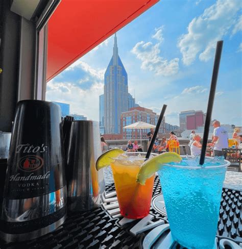 14 Rooftop Bars in Nashville | StyleBlueprint.com