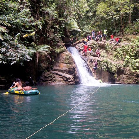 Rio Seco Waterfall in Trinidad : r/Waterfalls