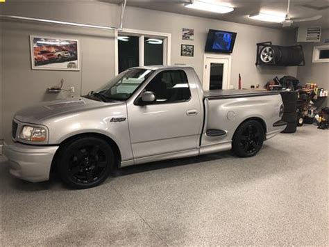 Sve F 150 Svt Lightning 01 02 Style Wheel And Tire Kit 20x9 Gloss