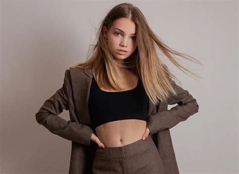 Biografía de Zhenya Kotova Wiki Edad Familia Carrera de modelo