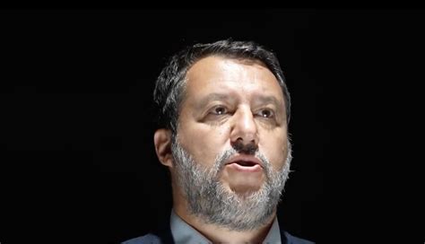 Rainews Trasmette Il Video Difesa Di Salvini Sul Caso Open Arms Il Cdr