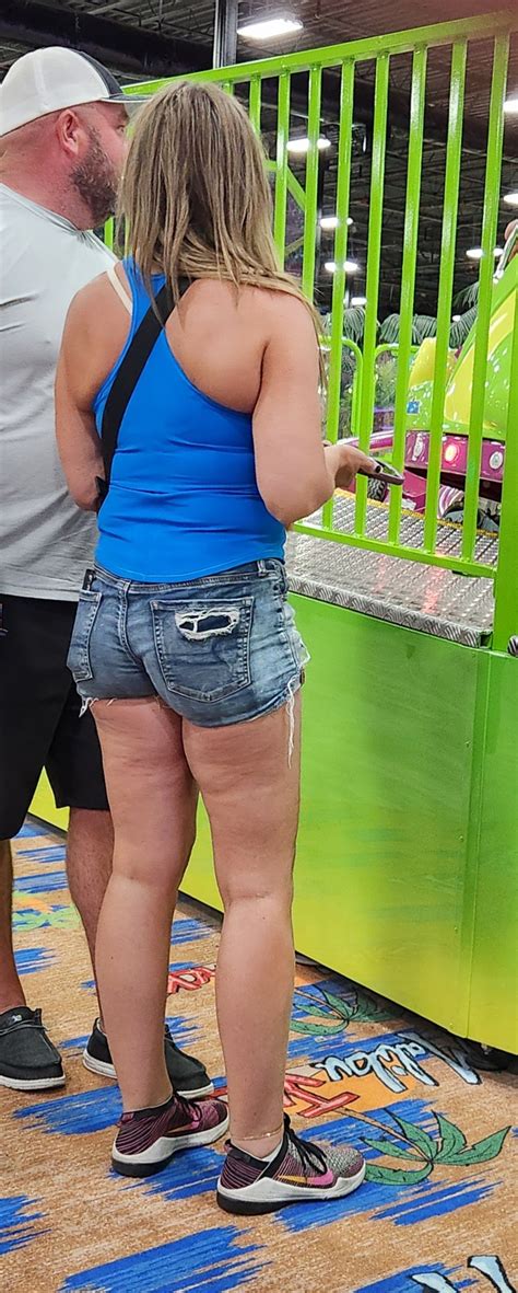Cute Blonde Milf In Shorts Short Shorts Volleyball Forum