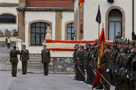 El Teniente Coronel N Ez Asume El Mando Del Regimiento De Ingenieros