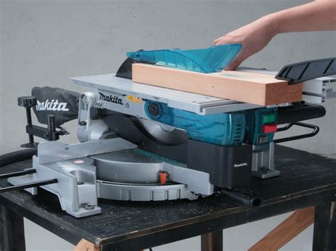 Miter LH1200FL Makita 305mm avec table — Bricowork
