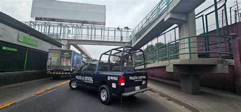 Policías estatales evitan que hombre se aventara de un puente y