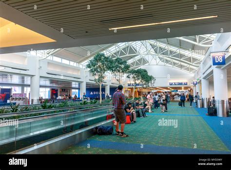 Portland Oregon May 26 2018 Inside View Of Portland International