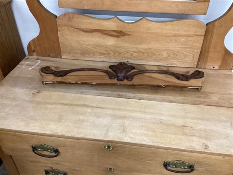 Three Drawer Dresser Wmirror