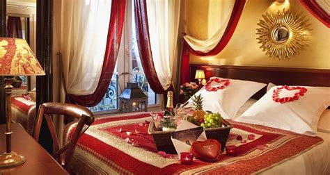 10 Trendy Romantic Ideas For Hotel Room 2024