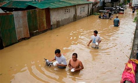 Al Menos Ocho Muertos 19 Desaparecidos Y 46 000 Evacuados Por Intensas