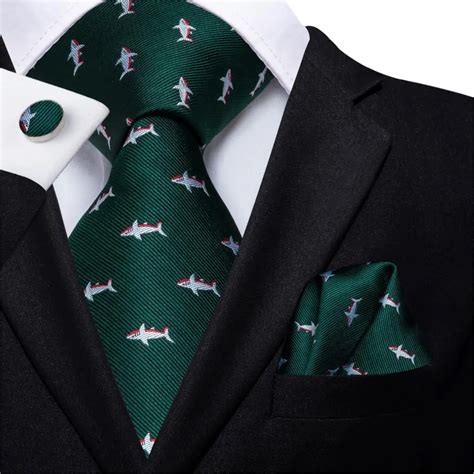 Sn 3089 Hi Tie Shark Necktie 100 Silk Mens Green Tie Classic Party Wedding Tie Set Hanky