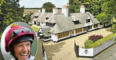 Inside Frankie Dettoris £25million Mansion Thats For Sale Complete