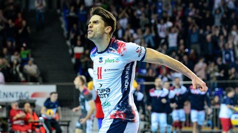 PlusLiga Aleksander Śliwka rozchwytywany na rynku transferowym Potęgi